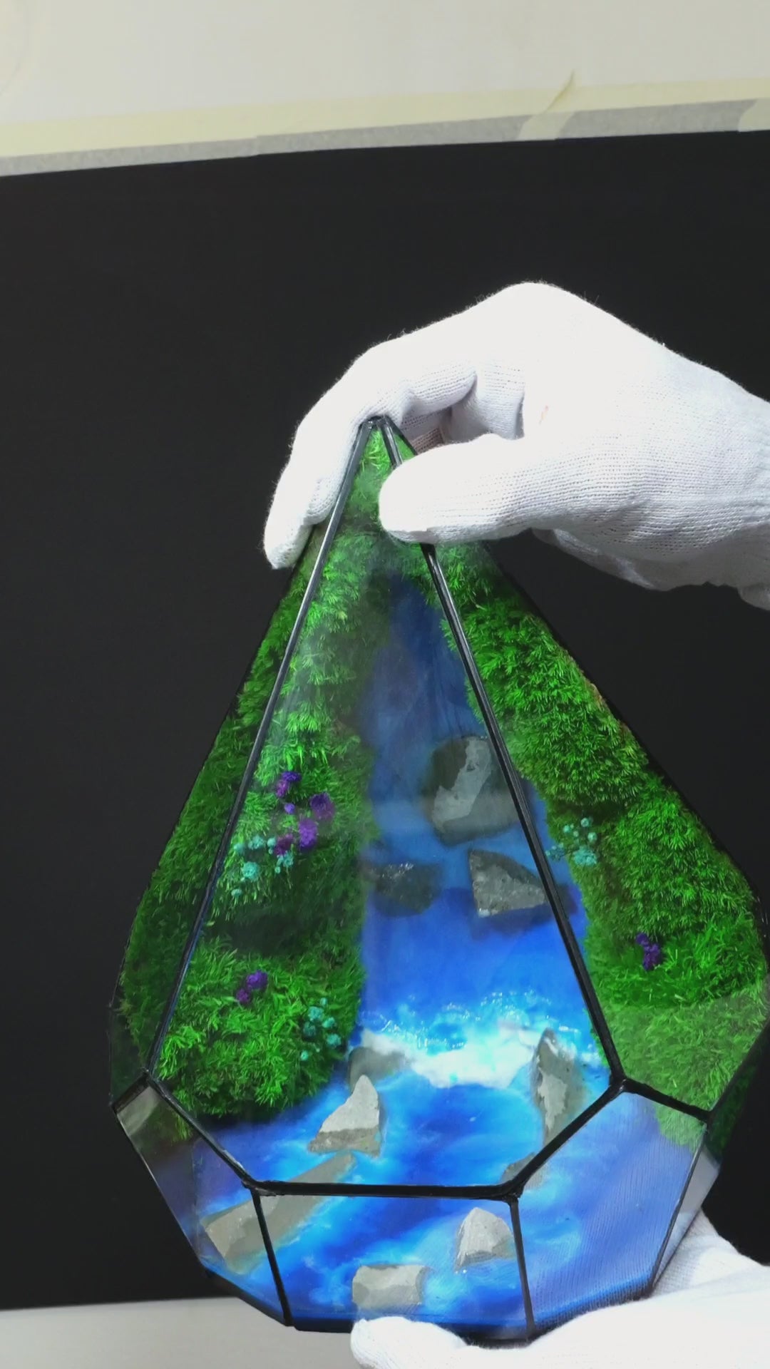 Terrarium lampada da scrivania con resina luminescente al buio cascata diorama 52
