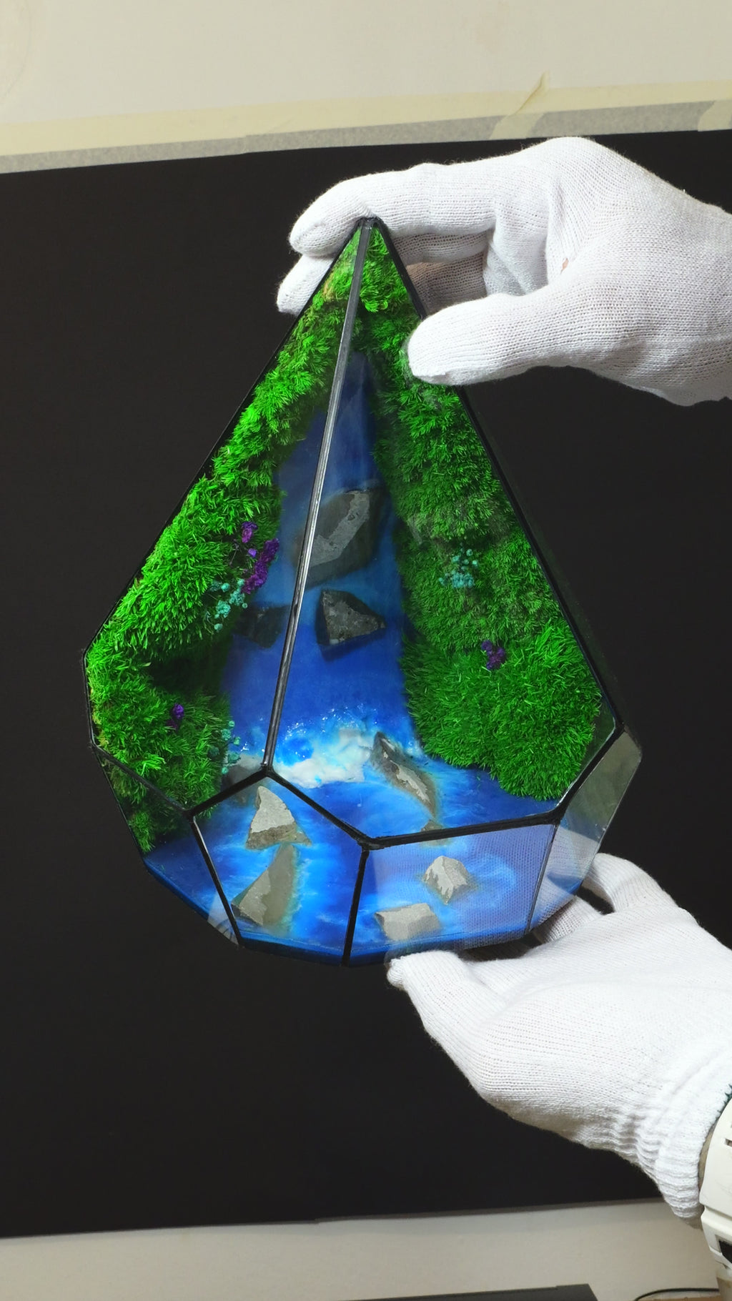 Terrarium lampada da scrivania con resina luminescente al buio cascata diorama 52