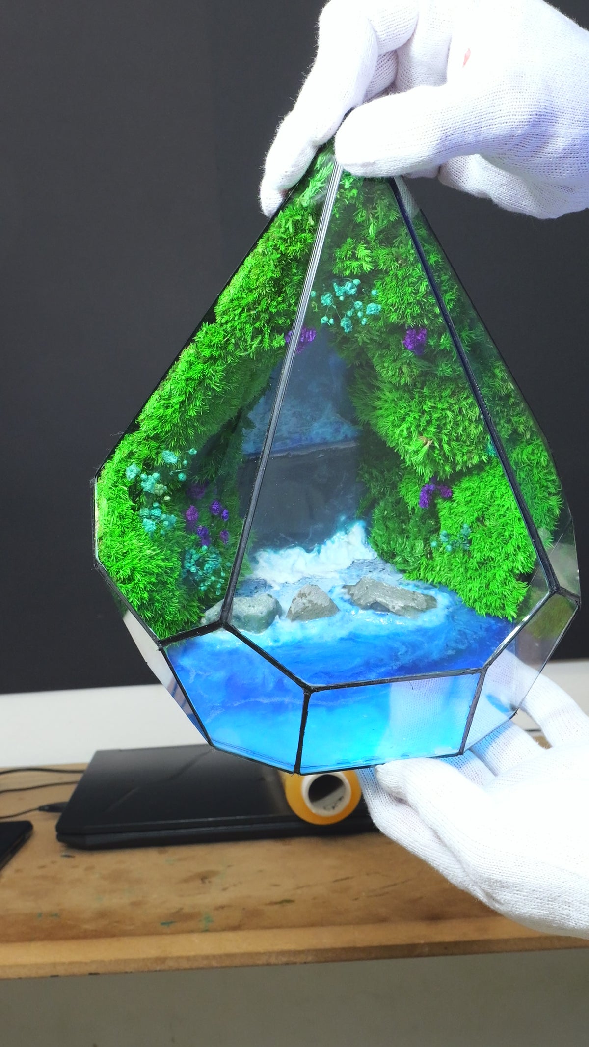Terrarium lampada da scrivania con resina luminescente al buio cascata diorama 51