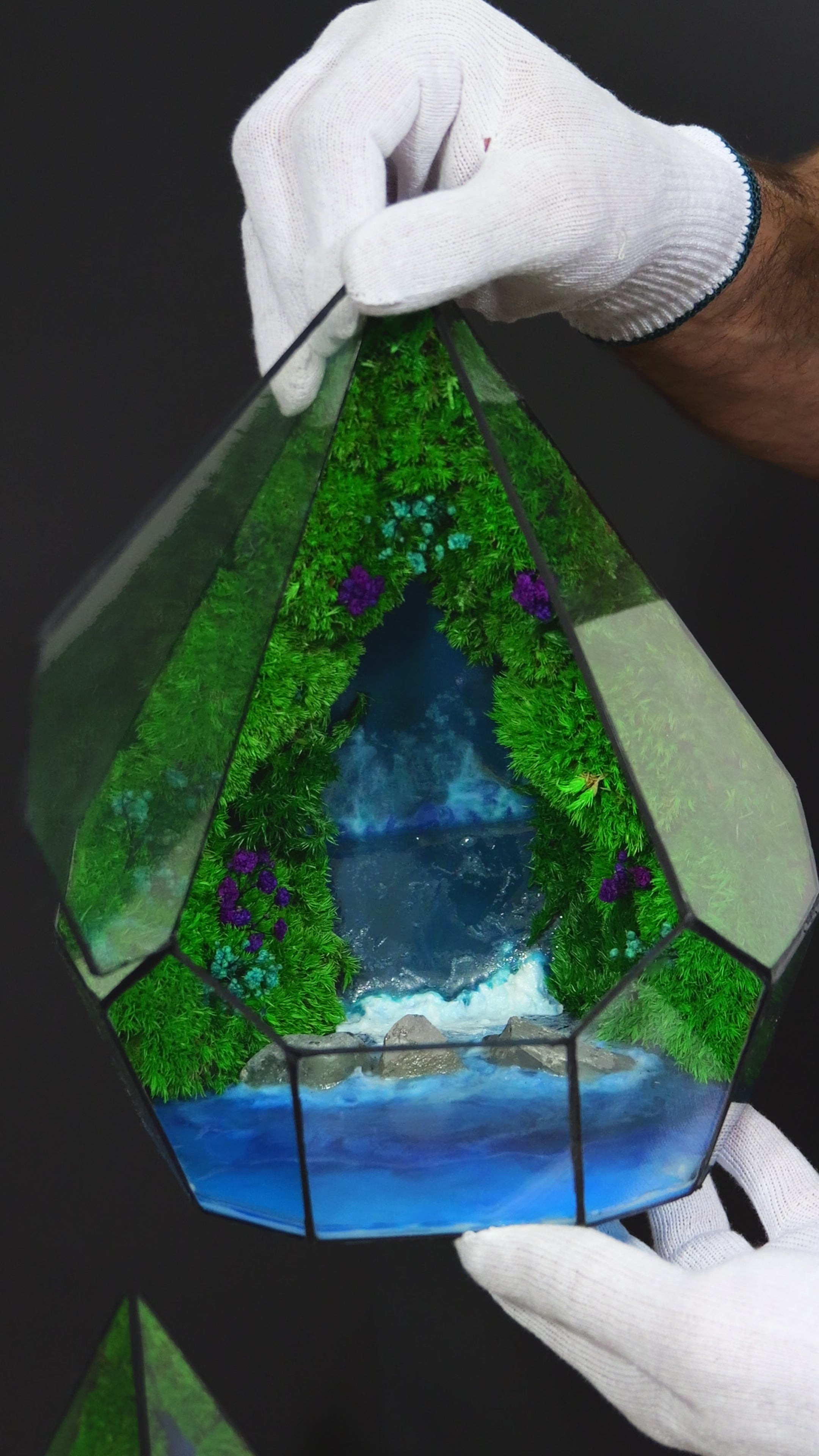 Terrarium lampada da scrivania con resina luminescente al buio cascata diorama 51