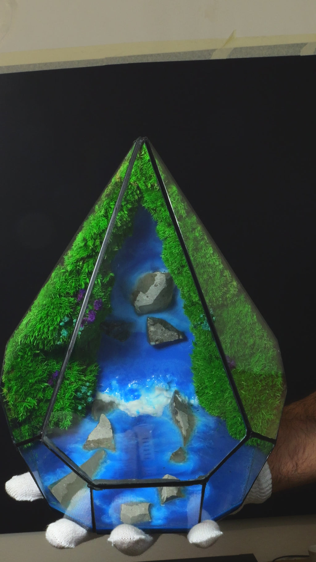 Terrarium lampada da scrivania con resina luminescente al buio cascata diorama 52
