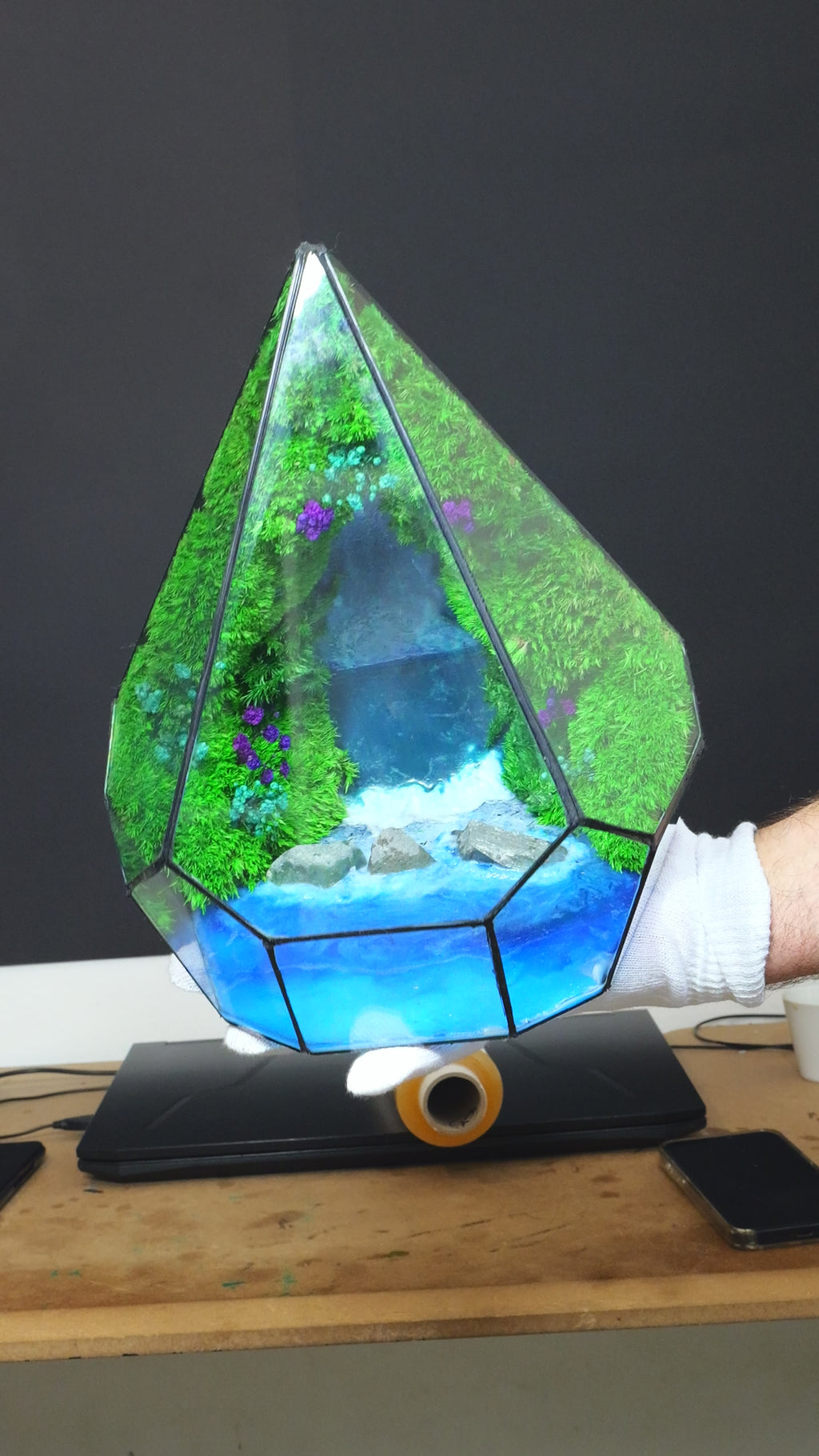 Terrarium lampada da scrivania con resina luminescente al buio cascata diorama 51